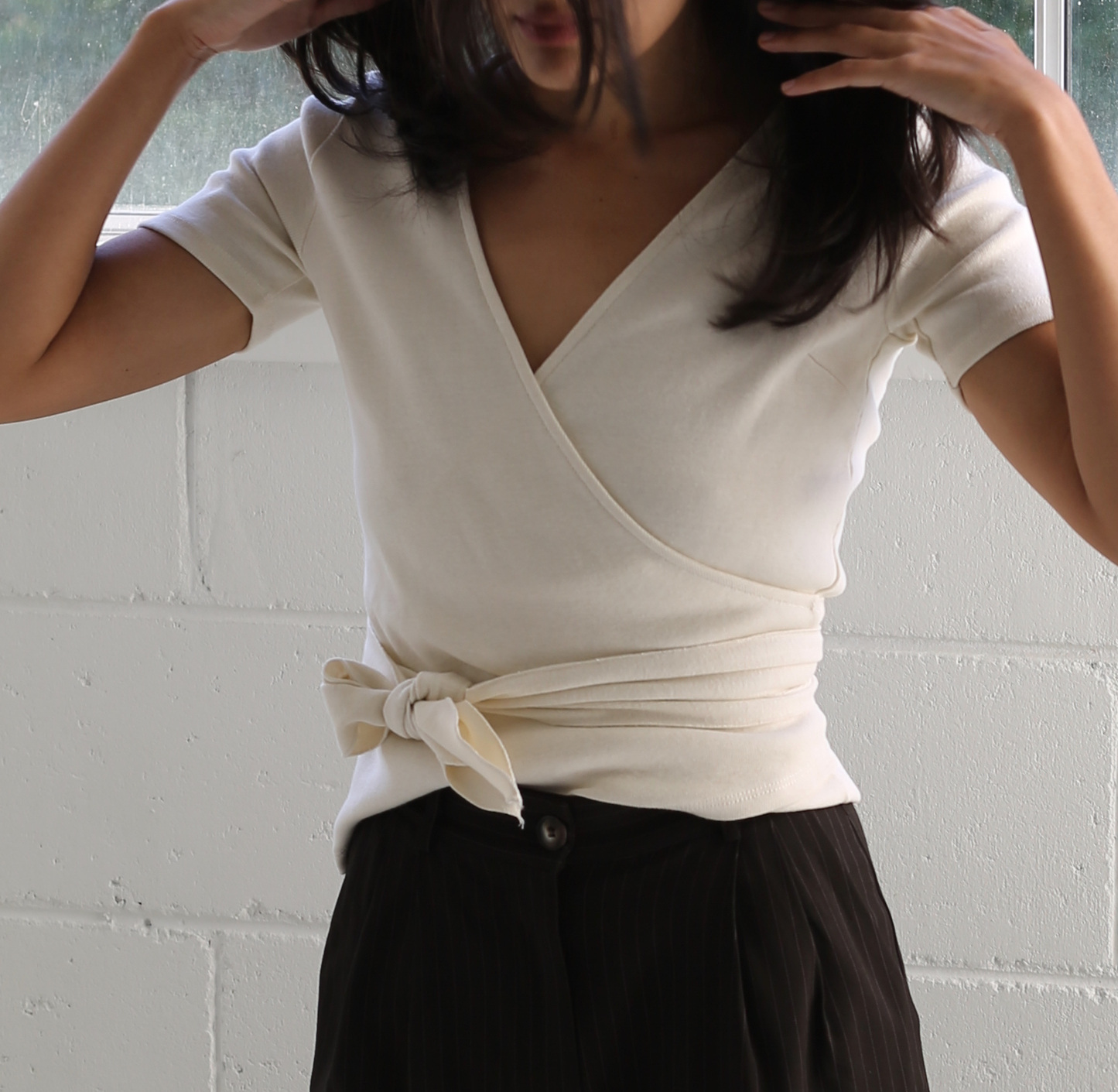 Clio Wrap Short Sleeve in Cream